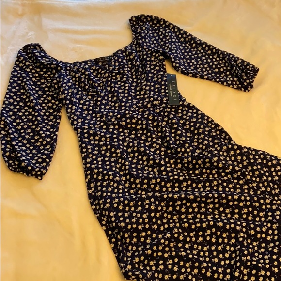 Trixxi Dresses & Skirts - Adorable Midi Dress